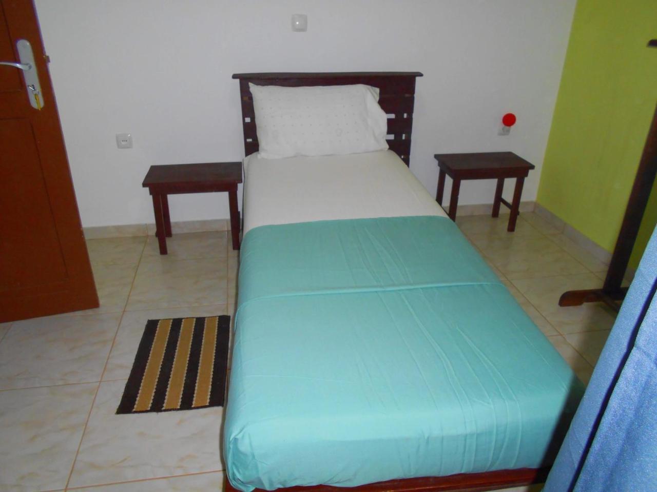 Guest House Frontera Pinto Экстерьер фото